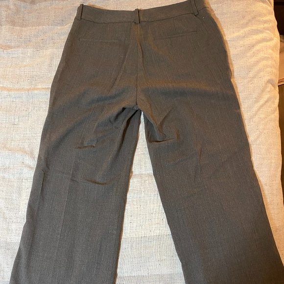 Ralph Lauren - Women's - Size 8 Grey Wool Pants! - Picture 4 of 7